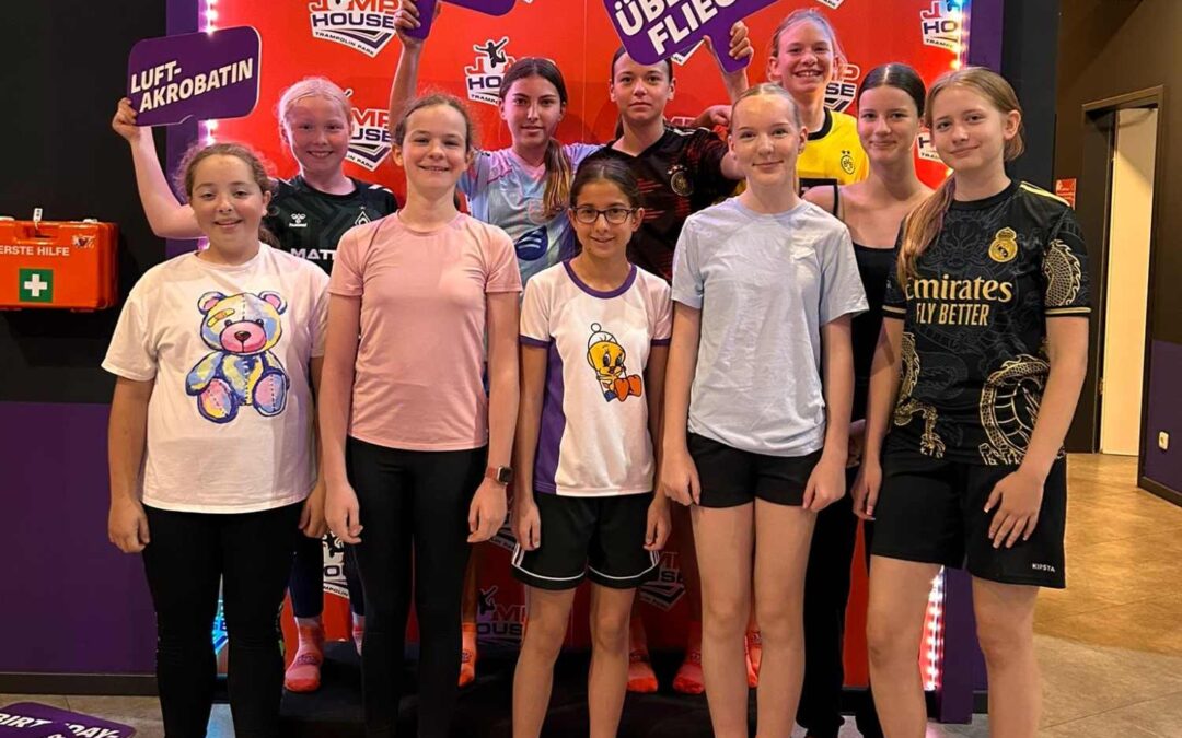 Nach Meisterschaft ins Jump-House